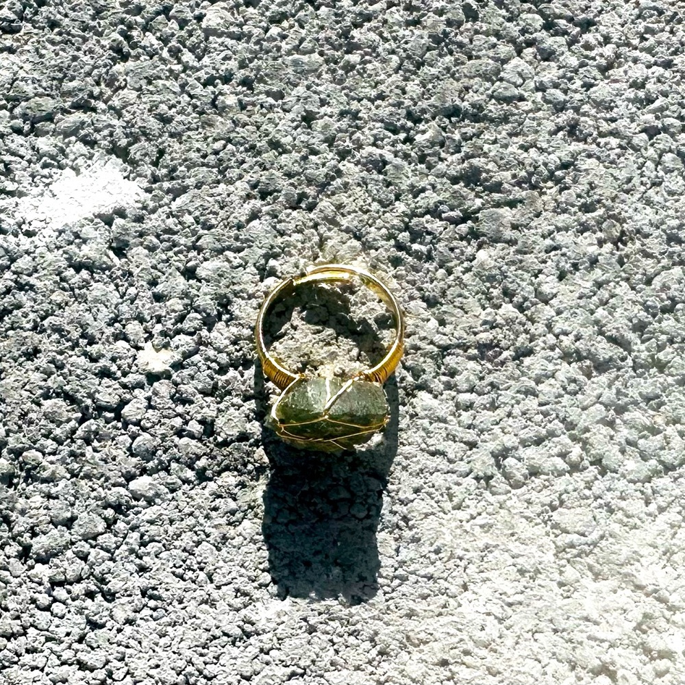 Labradorite ring - Picture 3 of 3